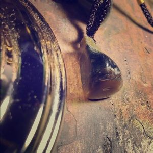 Tiger’s Eye Unisex Pendant W/Gifts!